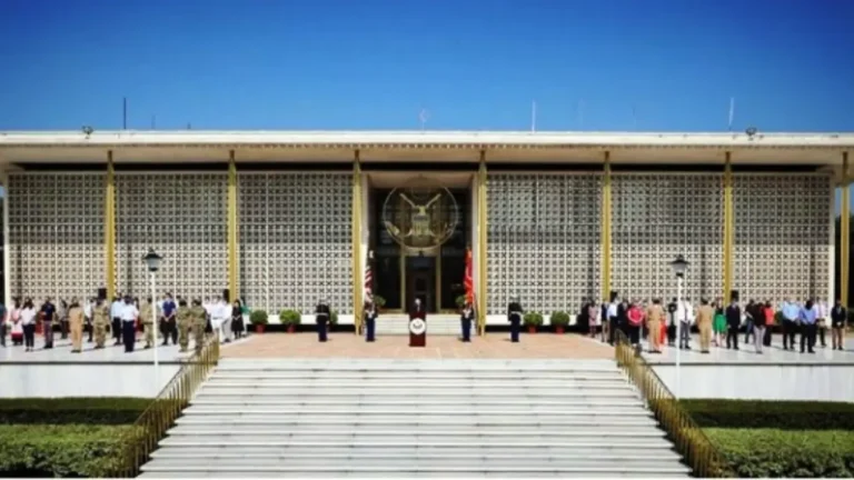 New Project - 2025-12-12T230620.539